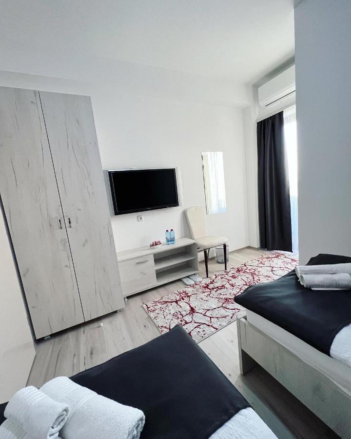 Hotel Focus Prilep Exteriör bild