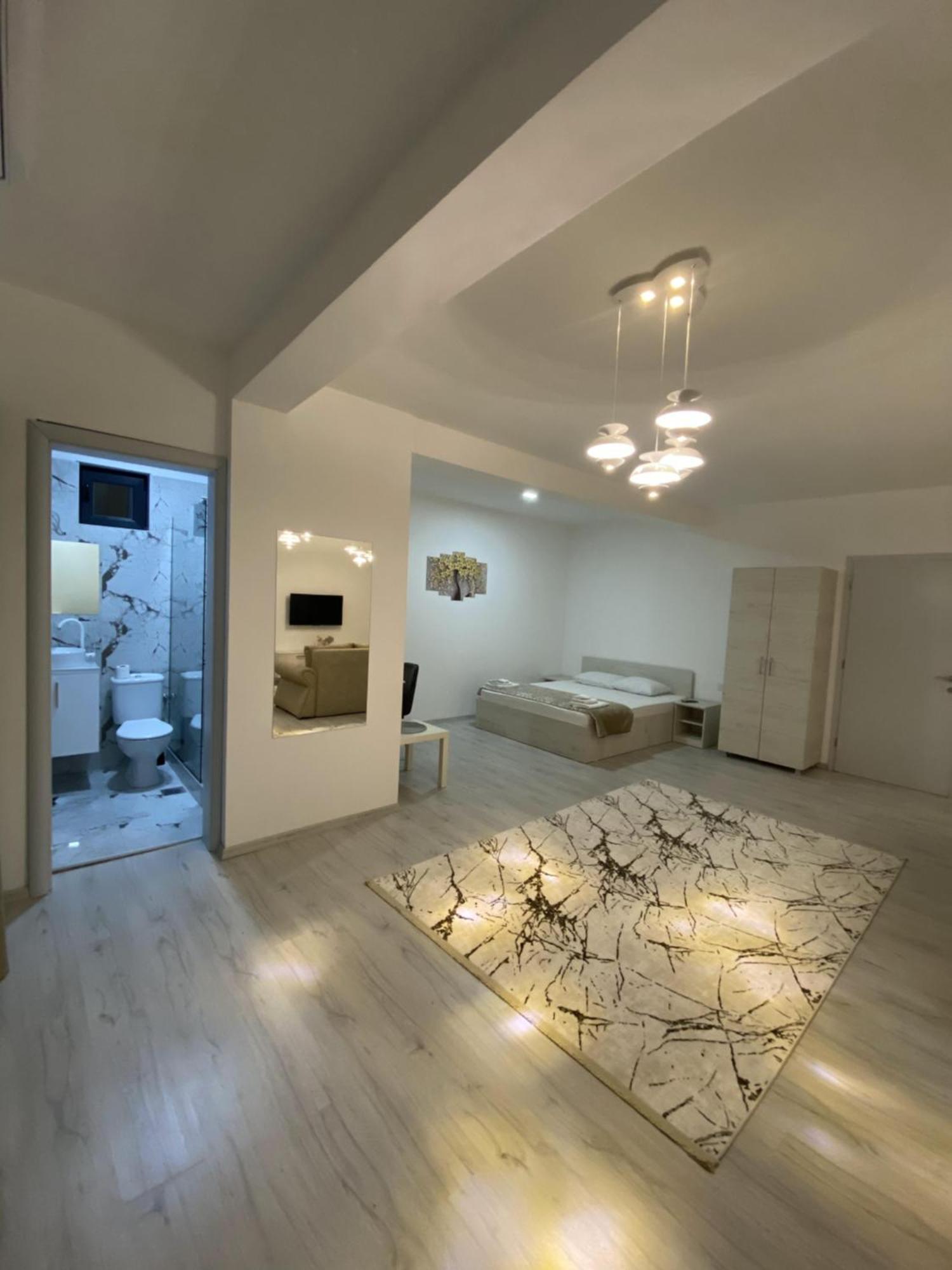 Hotel Focus Prilep Exteriör bild